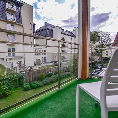 Apartamenty Na Wyspie - Feniks - Parking Svinoústí Exteriér fotografie