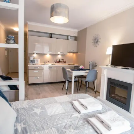Apartamenty Na Wyspie - Feniks - Parking Svinoústí Exteriér fotografie