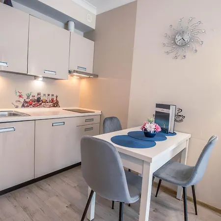 Apartamenty Na Wyspie - Feniks - Parking Svinoústí Exteriér fotografie