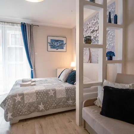 Apartamenty Na Wyspie - Feniks - Parking Svinoústí Exteriér fotografie